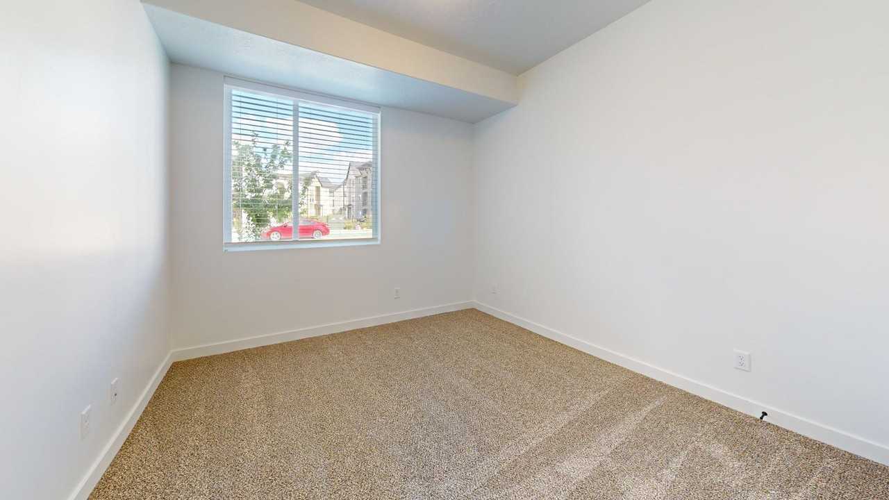 1142 W 250 S #210 - Photo 5 of 10