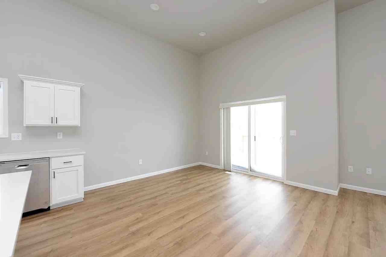 3716 33rd St S #1 - Photo 5 of 18