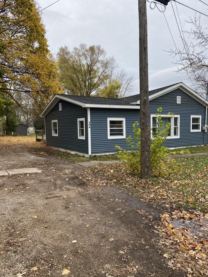 306 W Cottage Ave #1