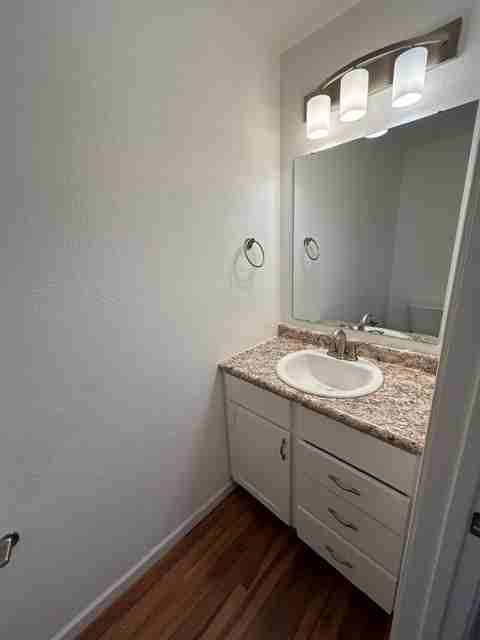 1625 10th Ave E #1 - Photo 5 of 17