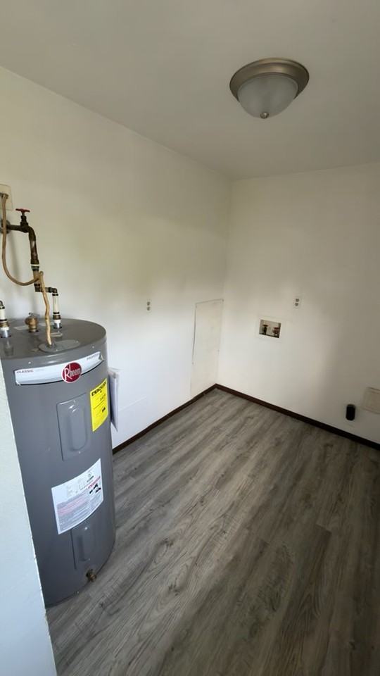 1028 Debolt Ave #1 - Photo 3 of 17