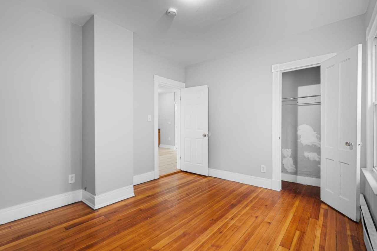 354 Poplar St #2 - Photo 5 of 19