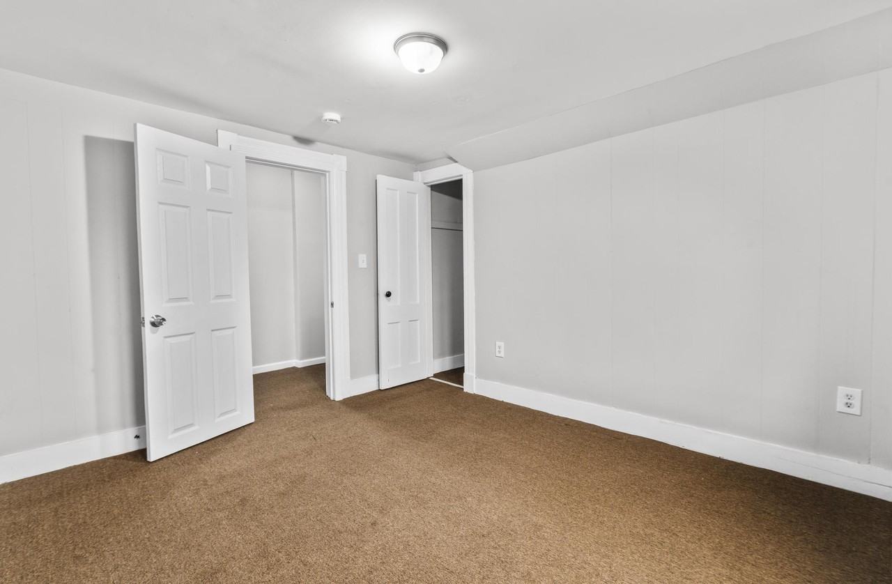 354 Poplar St #2 - Photo 7 of 19