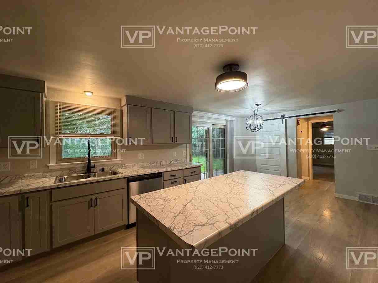 1643 Birchwood Dr #1 - Photo 2 of 25