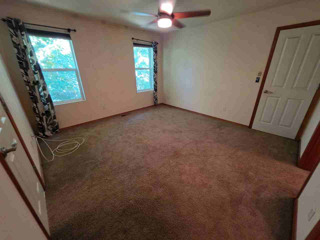 1080 Heron Ridge Ave - Photo 6 of 25