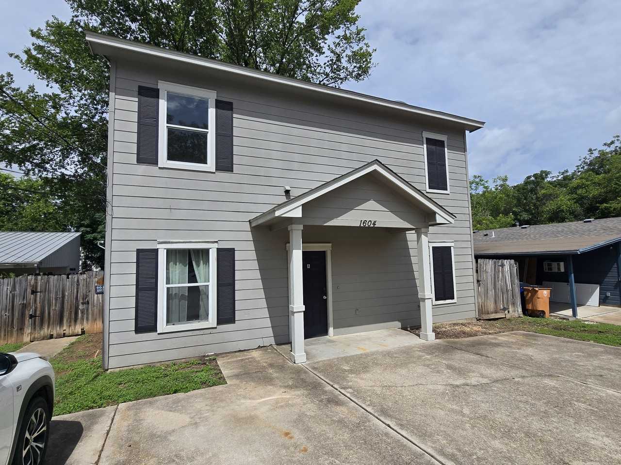1604 Singleton Ave #A