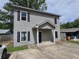 featured image of 1604 Singleton Ave #A