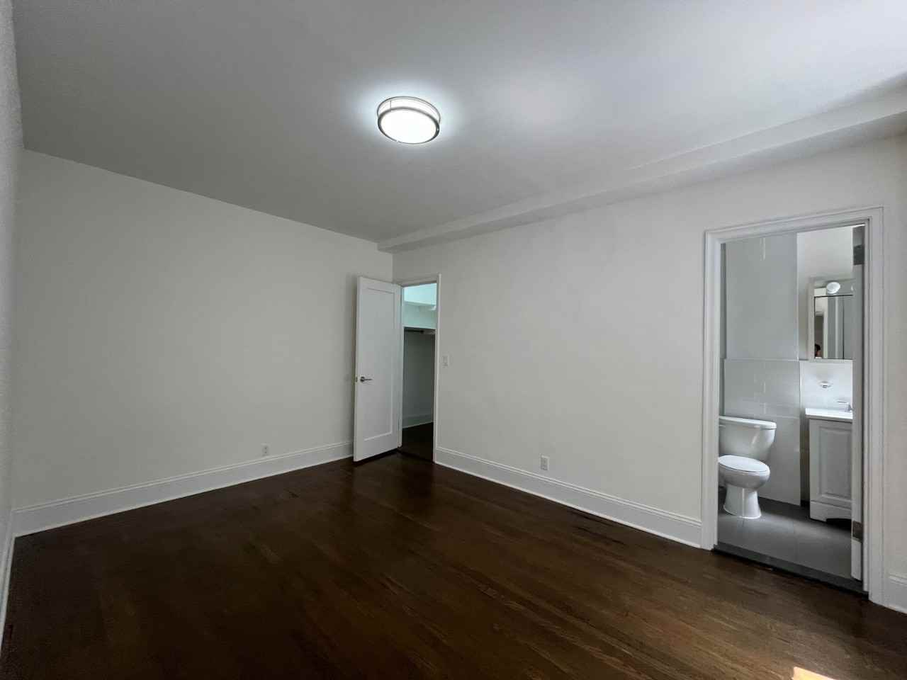 E 46th St #4A - Photo 5 of 8