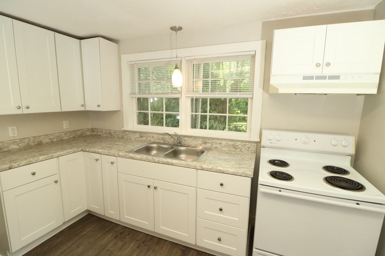2511 Larry St Sw #1 - Photo 5 of 10