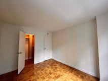 E 49th St #8C - Photo 1 of 1