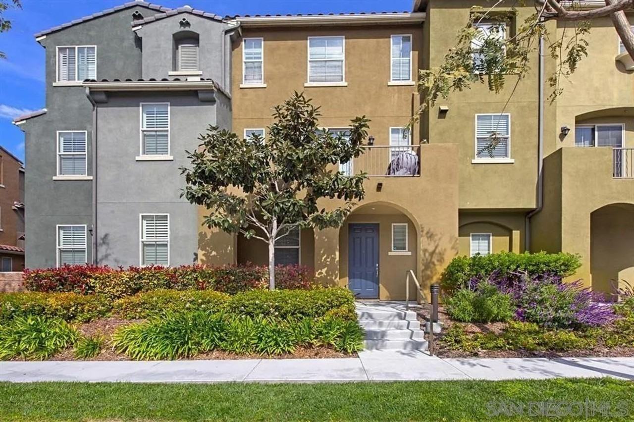 1831 Crimson Ct #8