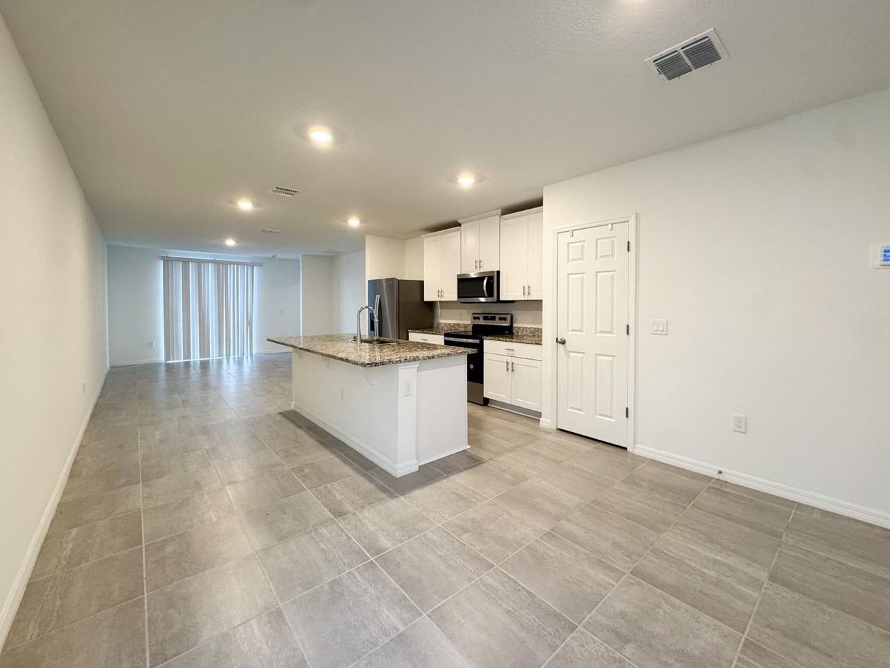 3533 Broadwing Blvd - Photo 7 of 30
