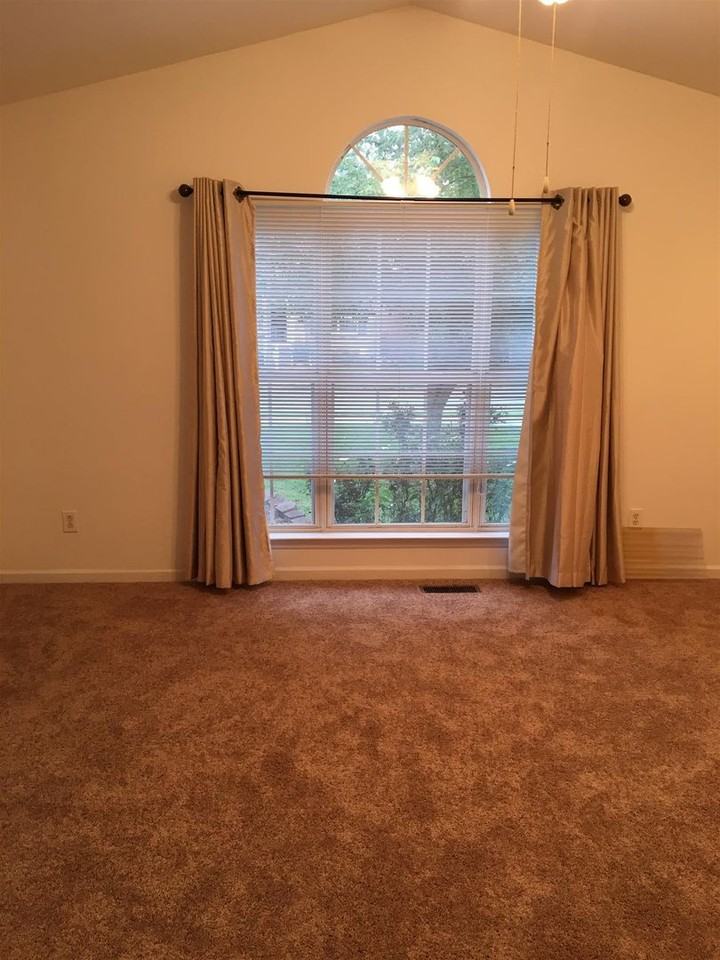 111 Sumner Meadows Ln - Photo 4 of 20