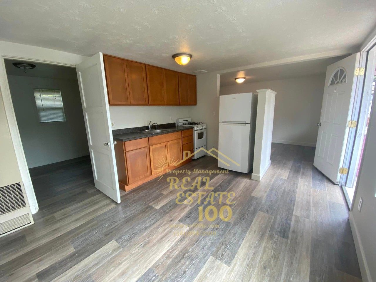 1019 Sw Galley Ave #1 - Photo 5 of 8