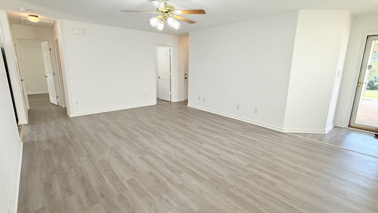 15251 Tyler Mill Dr #1 - Photo 3 of 19