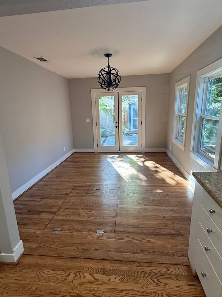 2603 16th St - Photo 2 of 8