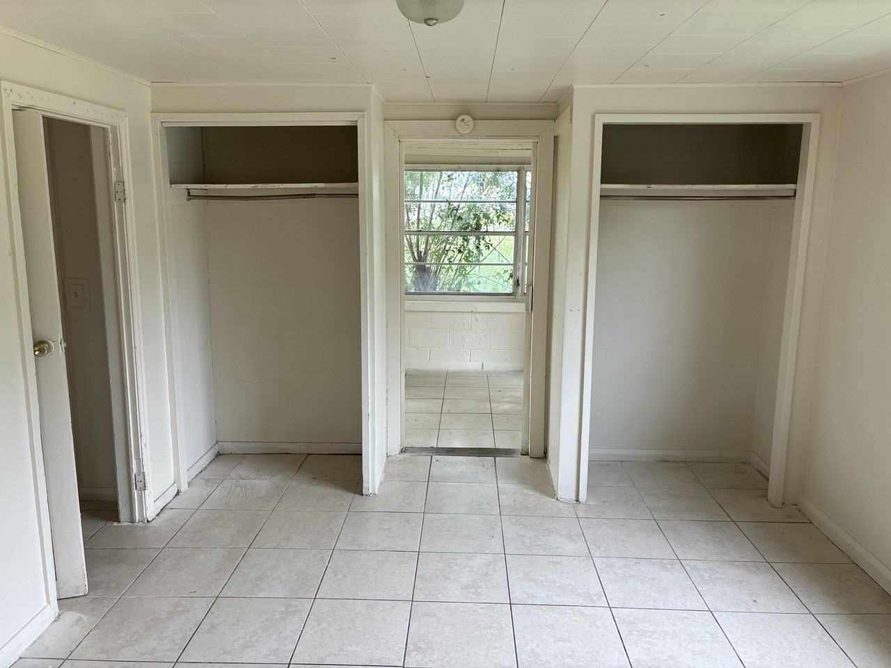 421 W Cornell St #10 - Photo 4 of 12