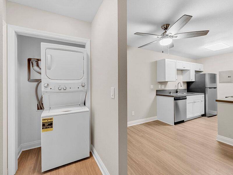 856 Heatherwood Ln