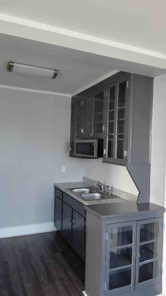 265 E Morehead St #B6 - Photo 5 of 15