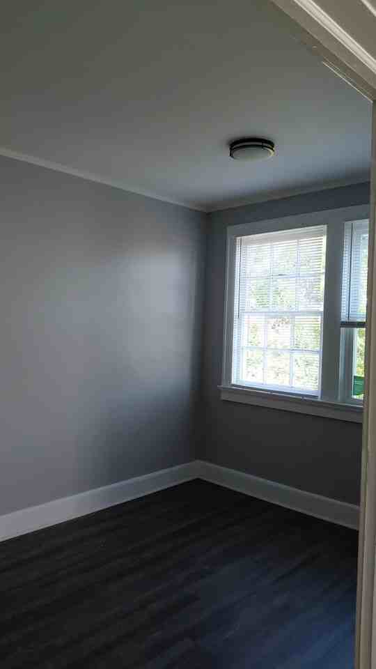 265 E Morehead St #B6 - Photo 6 of 15