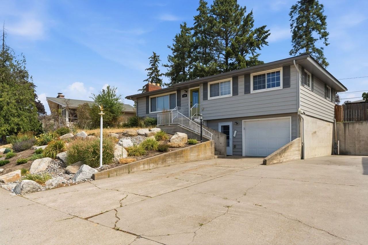 6520 N Sutherlin St - Photo 3 of 33