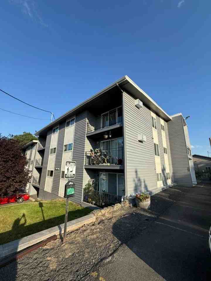 1122 Oakland St #C - Photo 6 of 6