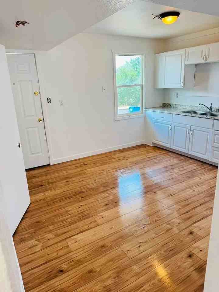 Pendleton Vista LLC - Photo 7 of 17