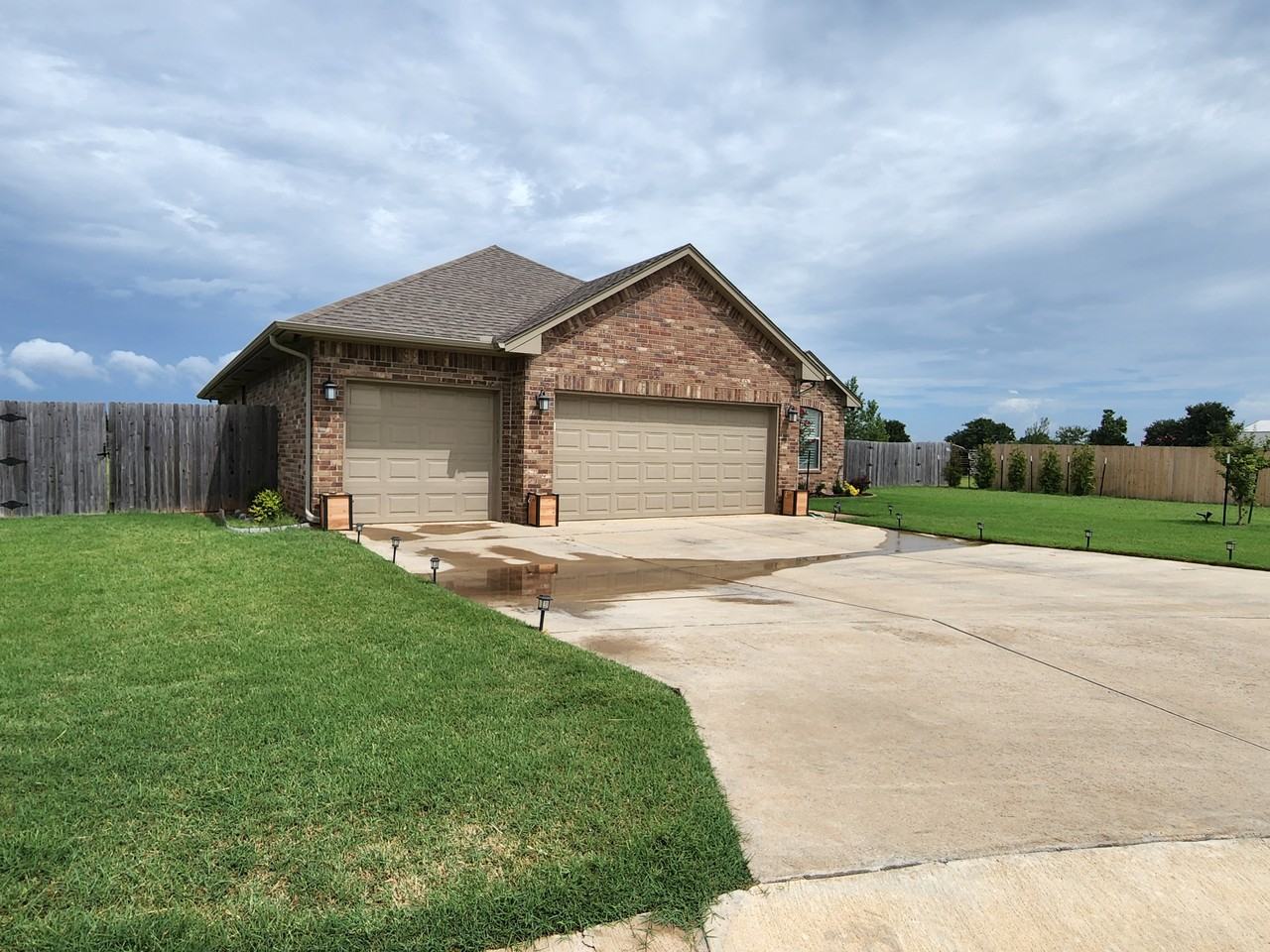 10905 Marion Dr #1 - Photo 2 of 34