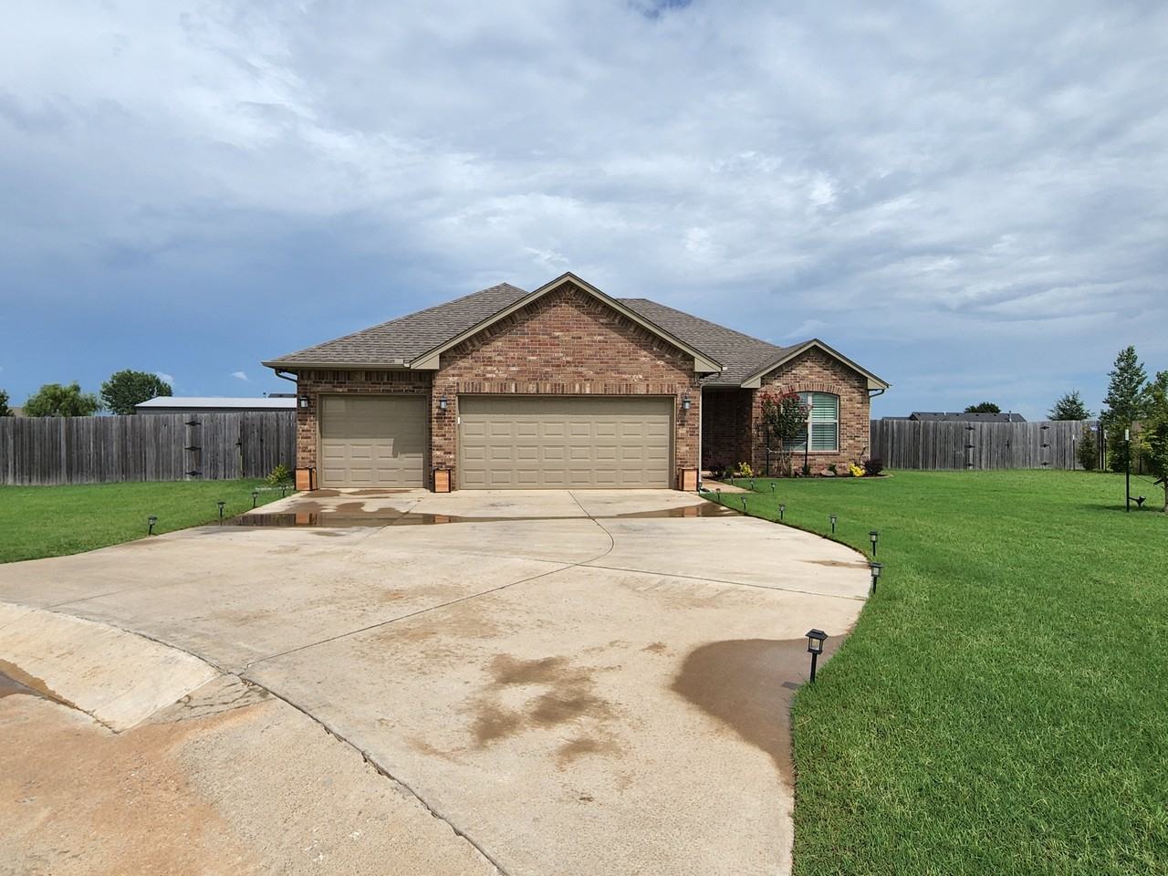 10905 Marion Dr #1 - Photo 3 of 34