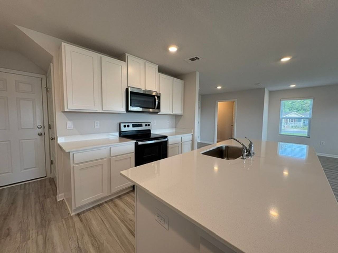 2637 Saltgrass Way - Photo 4 of 30