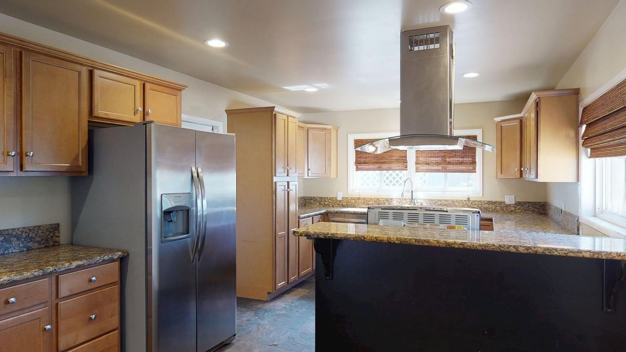 5705 Mary Lane Dr - Photo 4 of 11