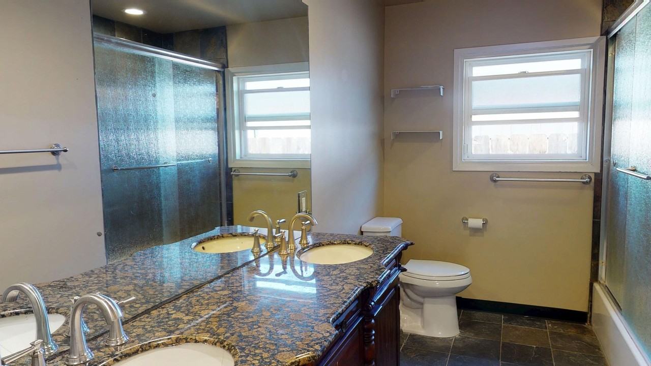 5705 Mary Lane Dr - Photo 7 of 11