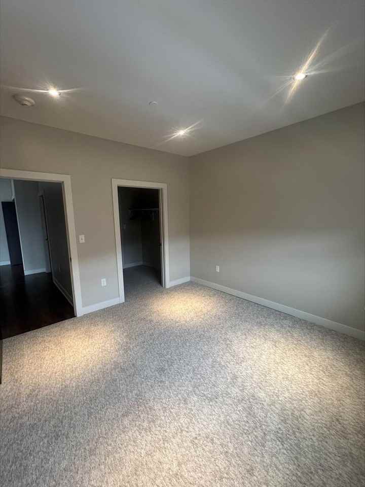 600 Q St - Photo 4 of 4