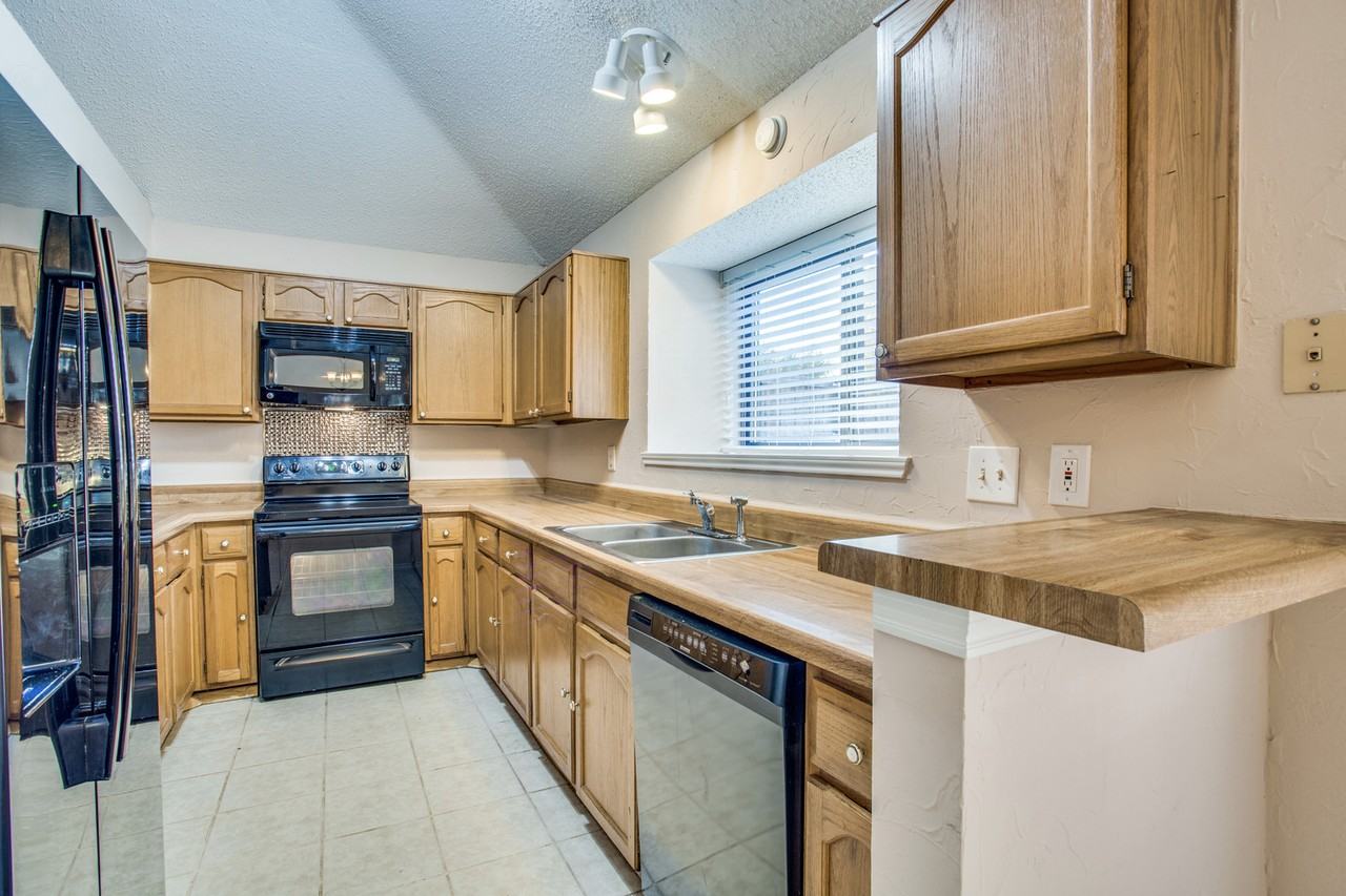 638 Plumlee Pl - Photo 6 of 13