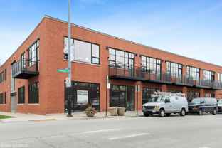 4405 N Artesian Ave #205 - Photo 1 of 1