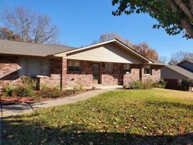 109 Jennison Sq - Photo 1 of 1