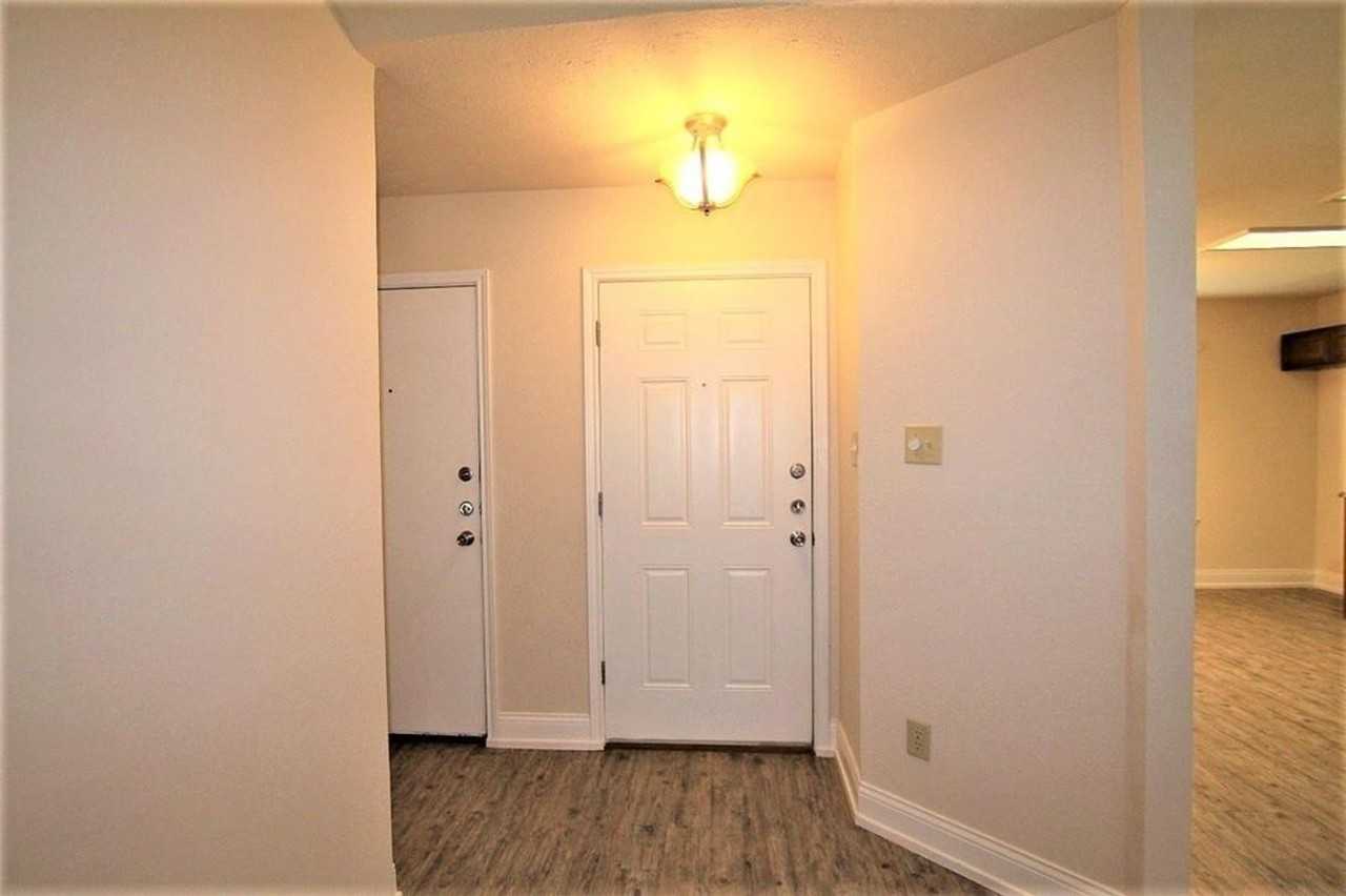 605 Elder Way - Photo 3 of 27
