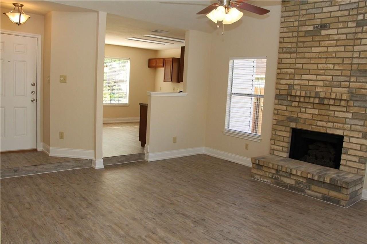 605 Elder Way - Photo 4 of 27