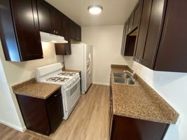 featured image of 341 Lansing Cir #A
