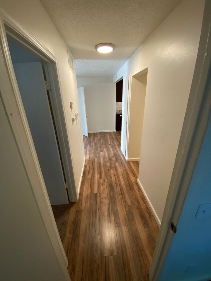 341 Lansing Cir #A - Photo 4 of 21