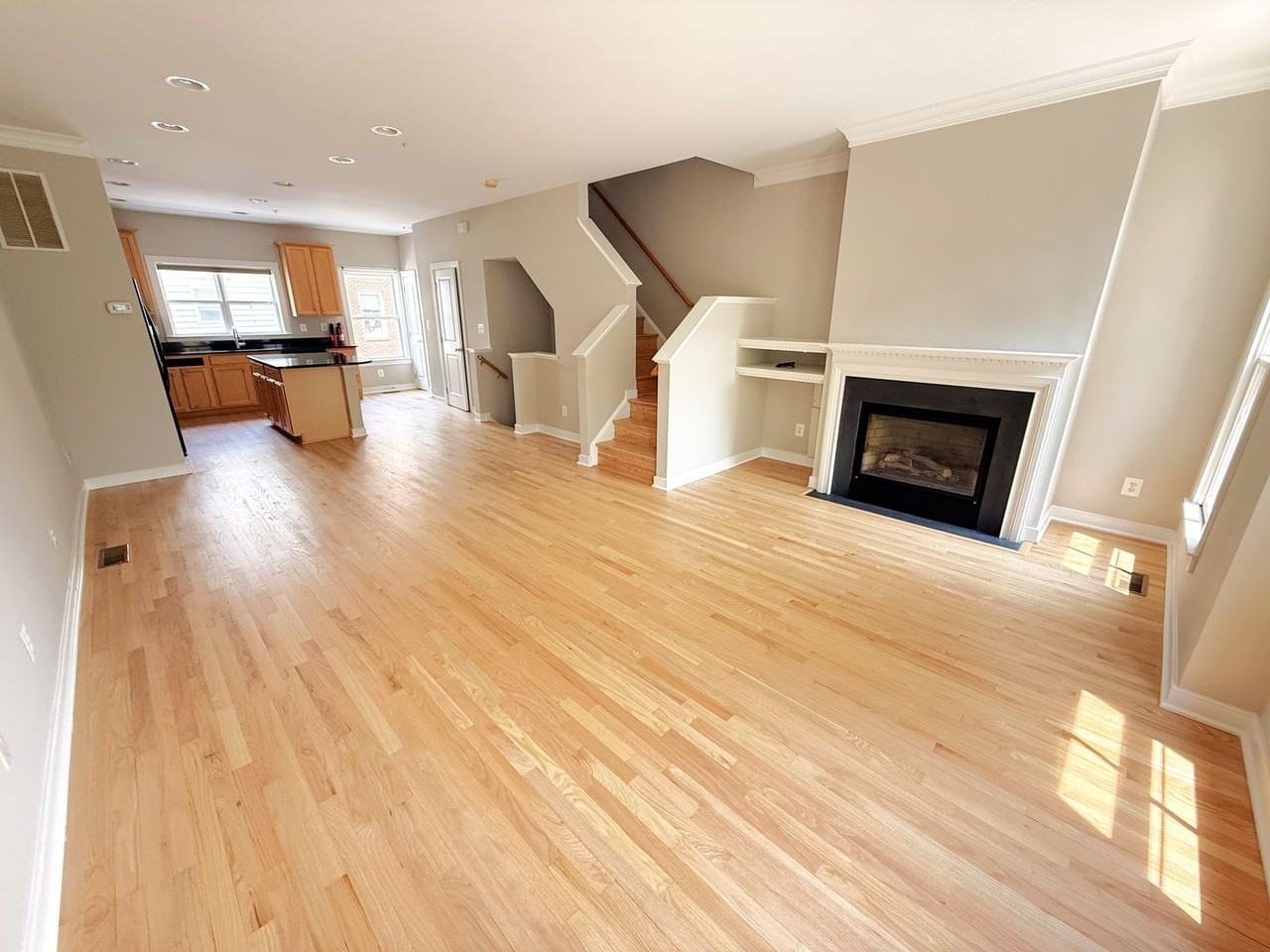 2303 Cobble Hill Ter - Photo 2 of 8