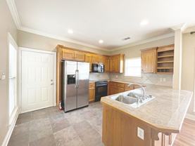 10362 Hillmont Ave - Photo 1 of 1