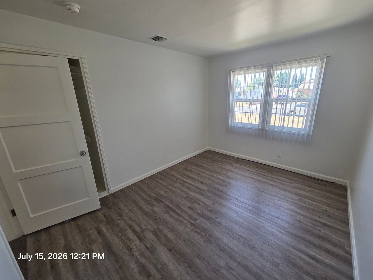 921 E Alwood St - Photo 7 of 14