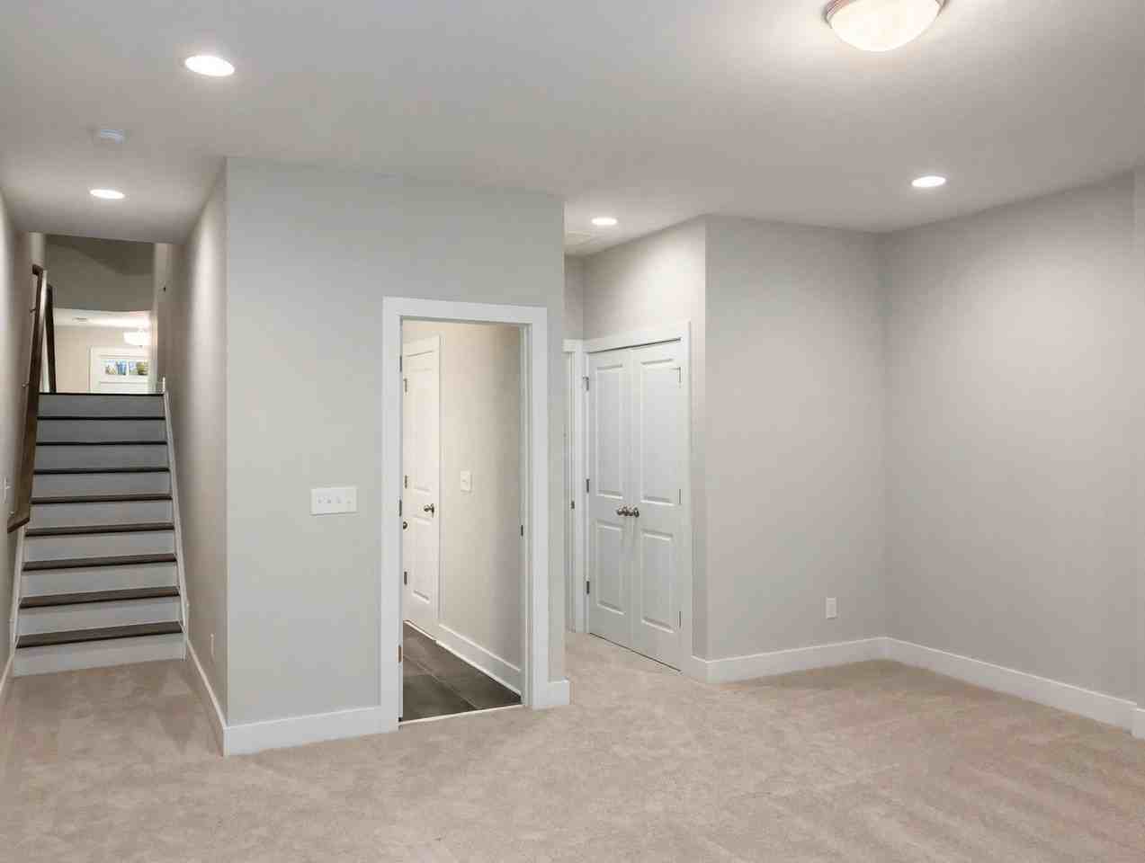 811 Bankston Woods Way - Photo 2 of 24