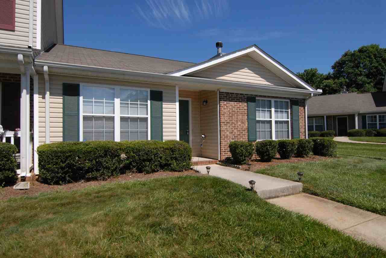 800 Remount Ct - Photo 2 of 13