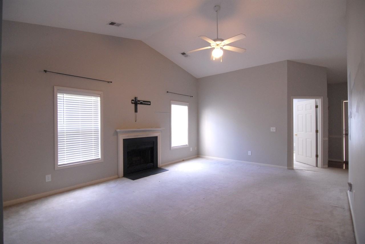800 Remount Ct - Photo 4 of 13