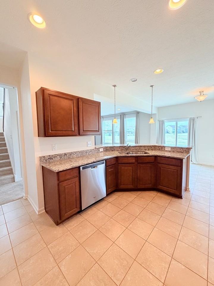 2513 Shadow Bend Dr - Photo 7 of 27