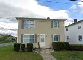 featured image of 17 Hazelton St #1