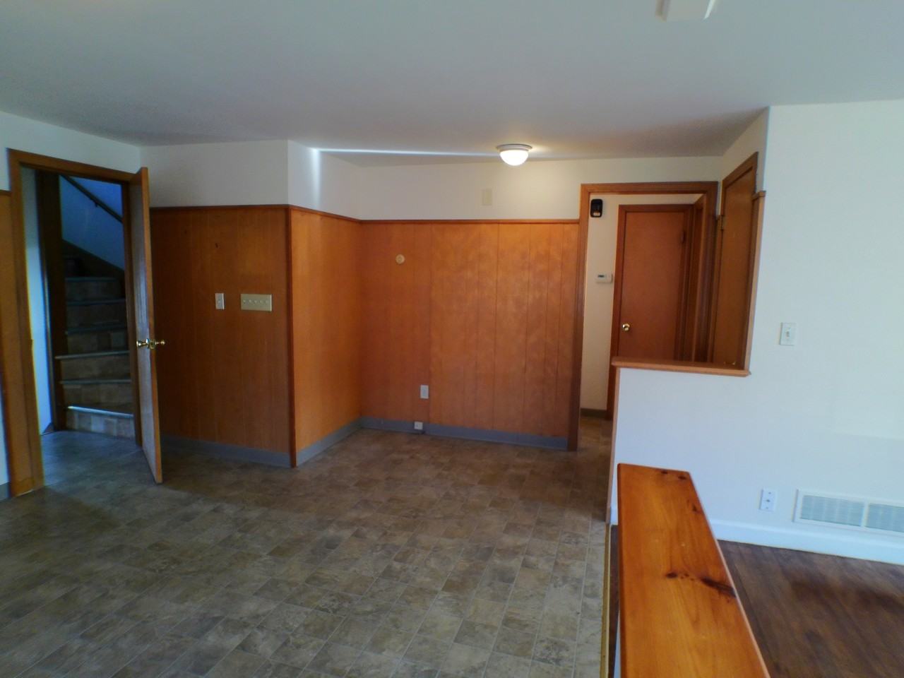17 Hazelton St #1 - Photo 4 of 13