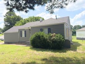 445 W Brooks Rd - Photo 1 of 1